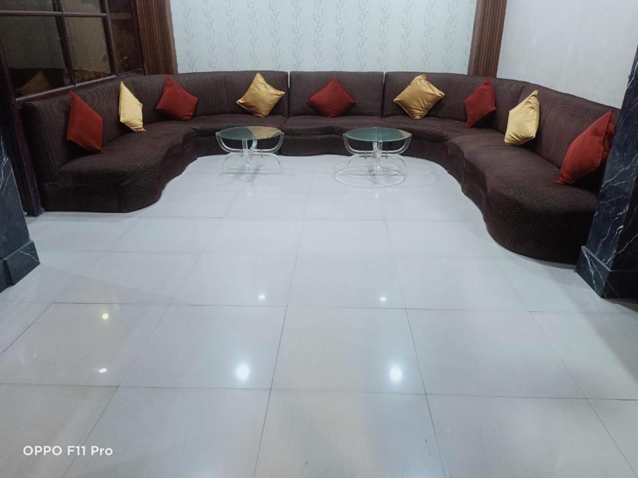 Hotel Ambassador Inn Gwalior Buitenkant foto